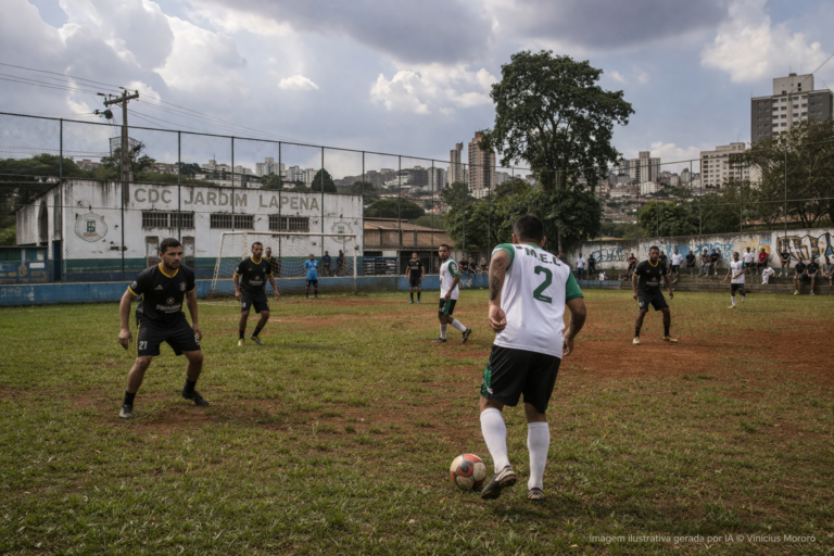 Justiça estabelece prazo de 60 dias para desocupação de área no Campo de Marte usada por time de várzea
