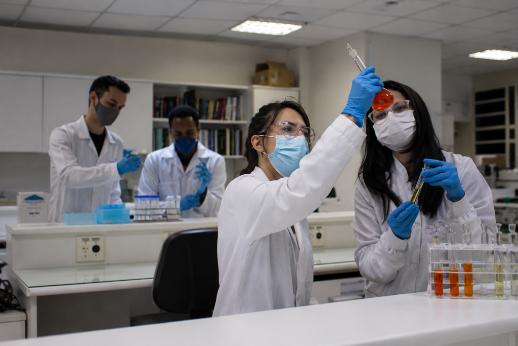 USP desenvolve nanotecnologia para tratar doenças de pele com mais precisão