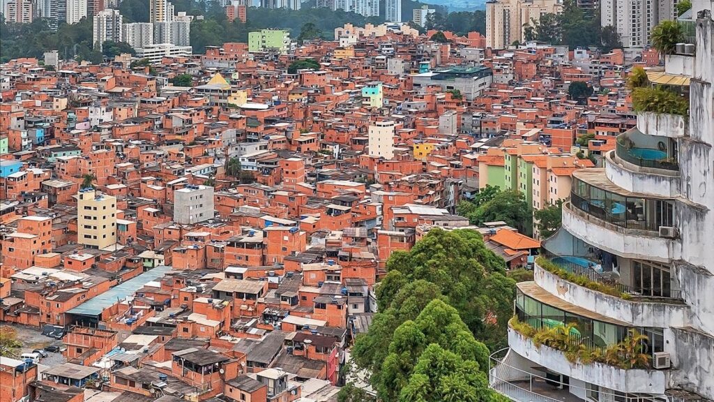 OPERAÇÃO POLICIAL EM PARAISÓPOLIS NA ZONA SUL DE SP